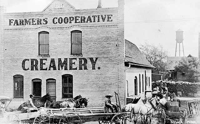 Farmers Cooperative Creamery, Milaca, c.1910. Photograph by Palmquist Studio.